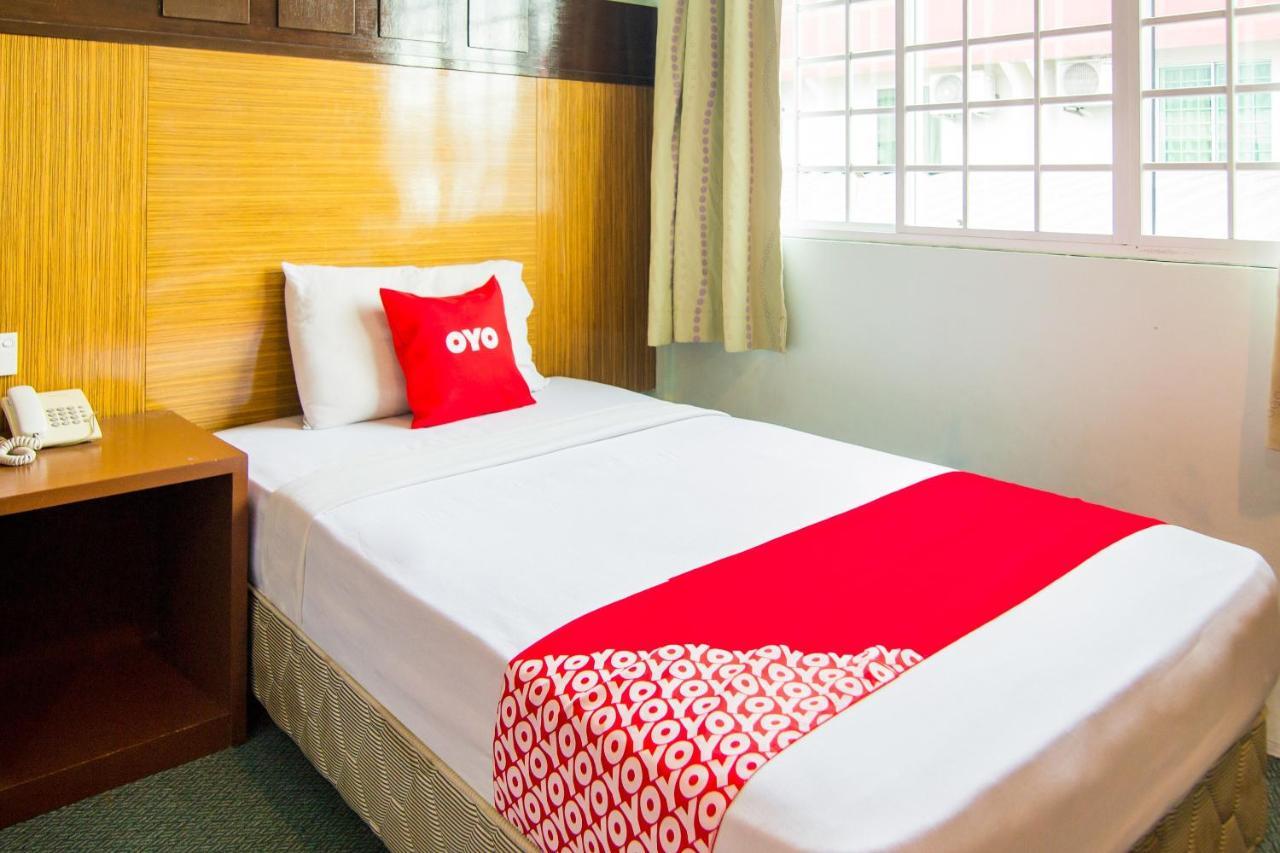Oyo 89408 Royal Hotel Keningau Esterno foto
