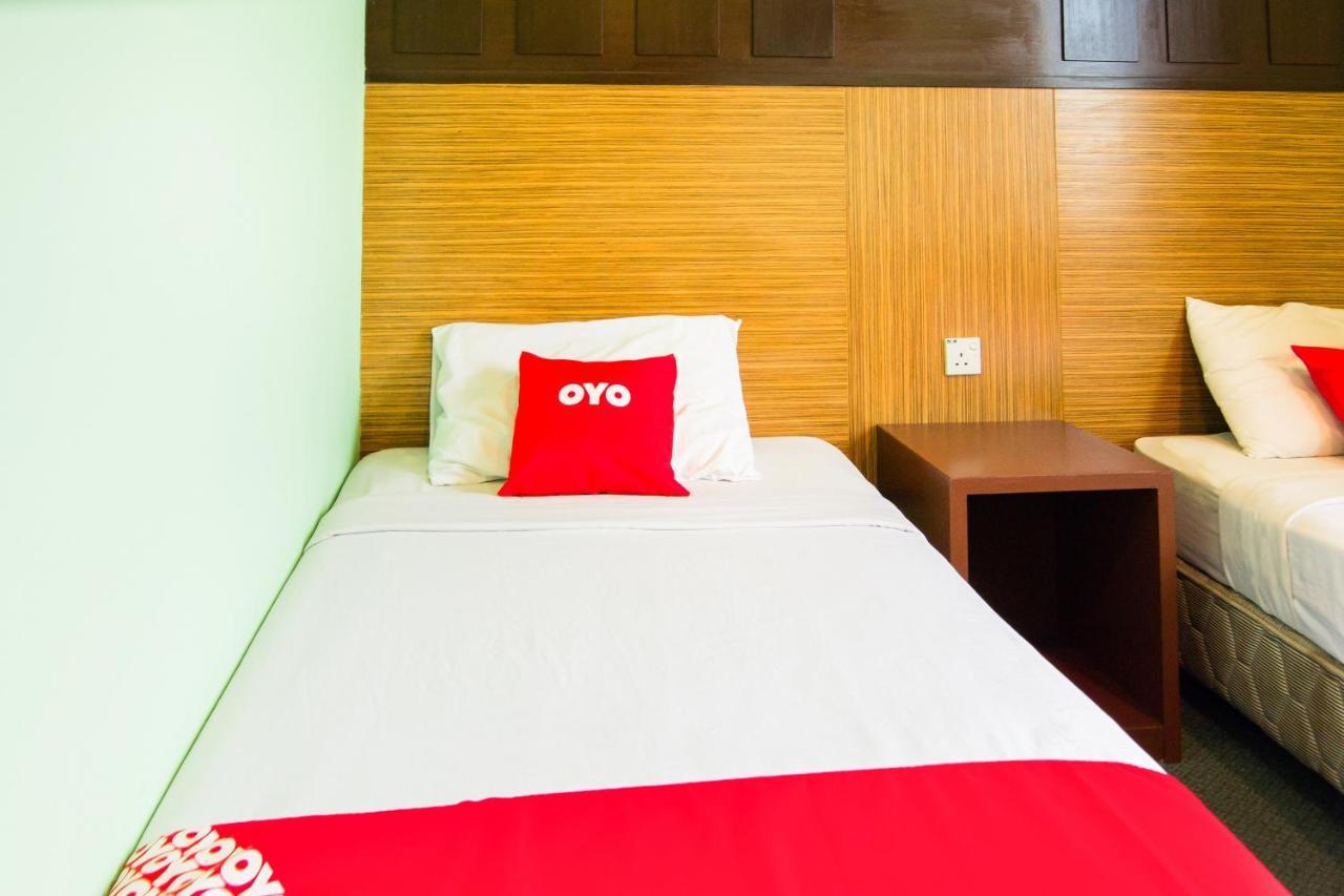 Oyo 89408 Royal Hotel Keningau Esterno foto