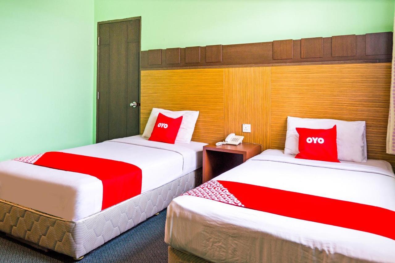 Oyo 89408 Royal Hotel Keningau Esterno foto