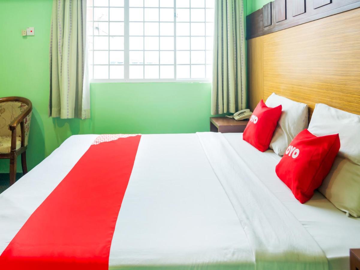 Oyo 89408 Royal Hotel Keningau Esterno foto