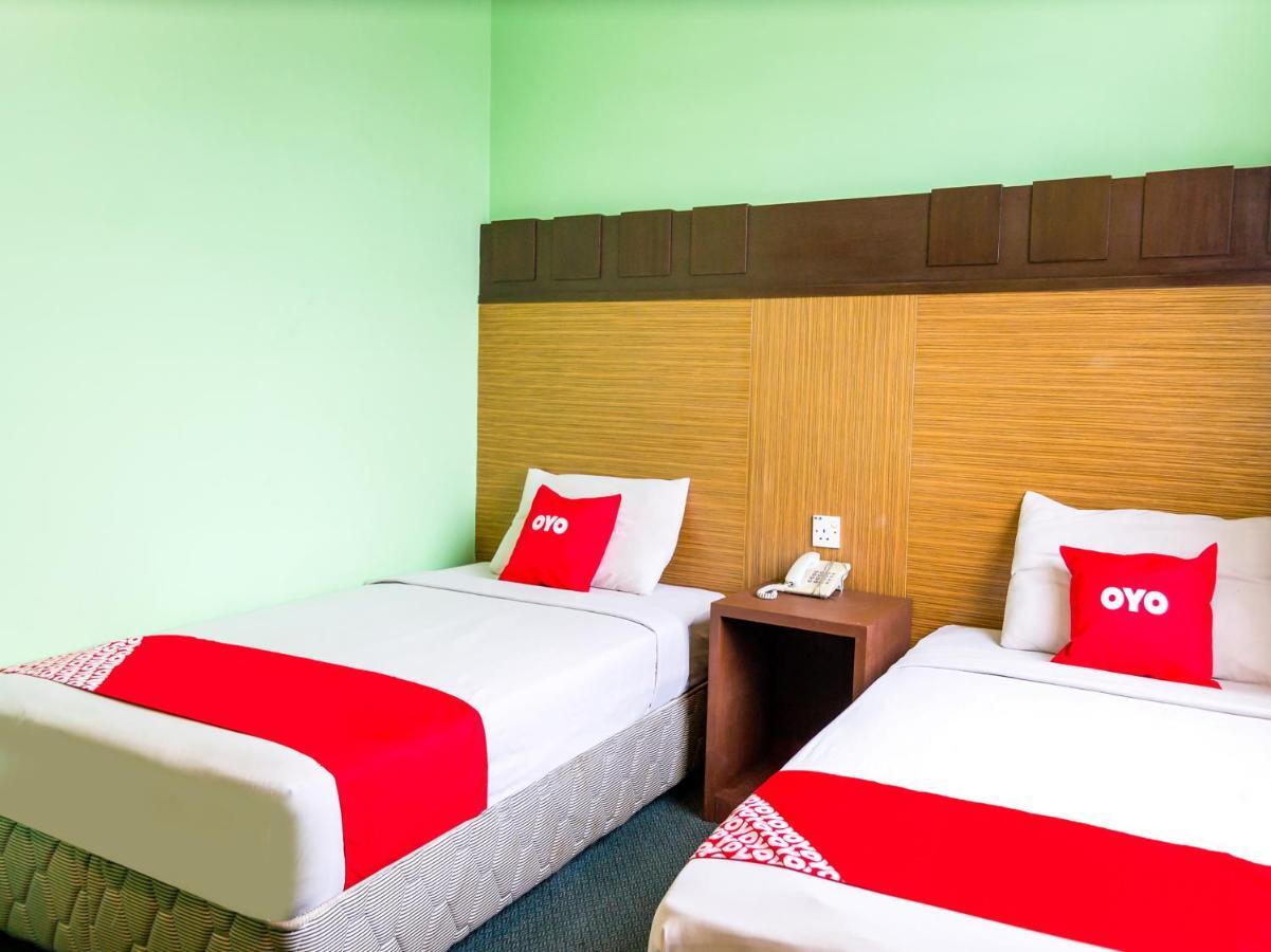 Oyo 89408 Royal Hotel Keningau Esterno foto
