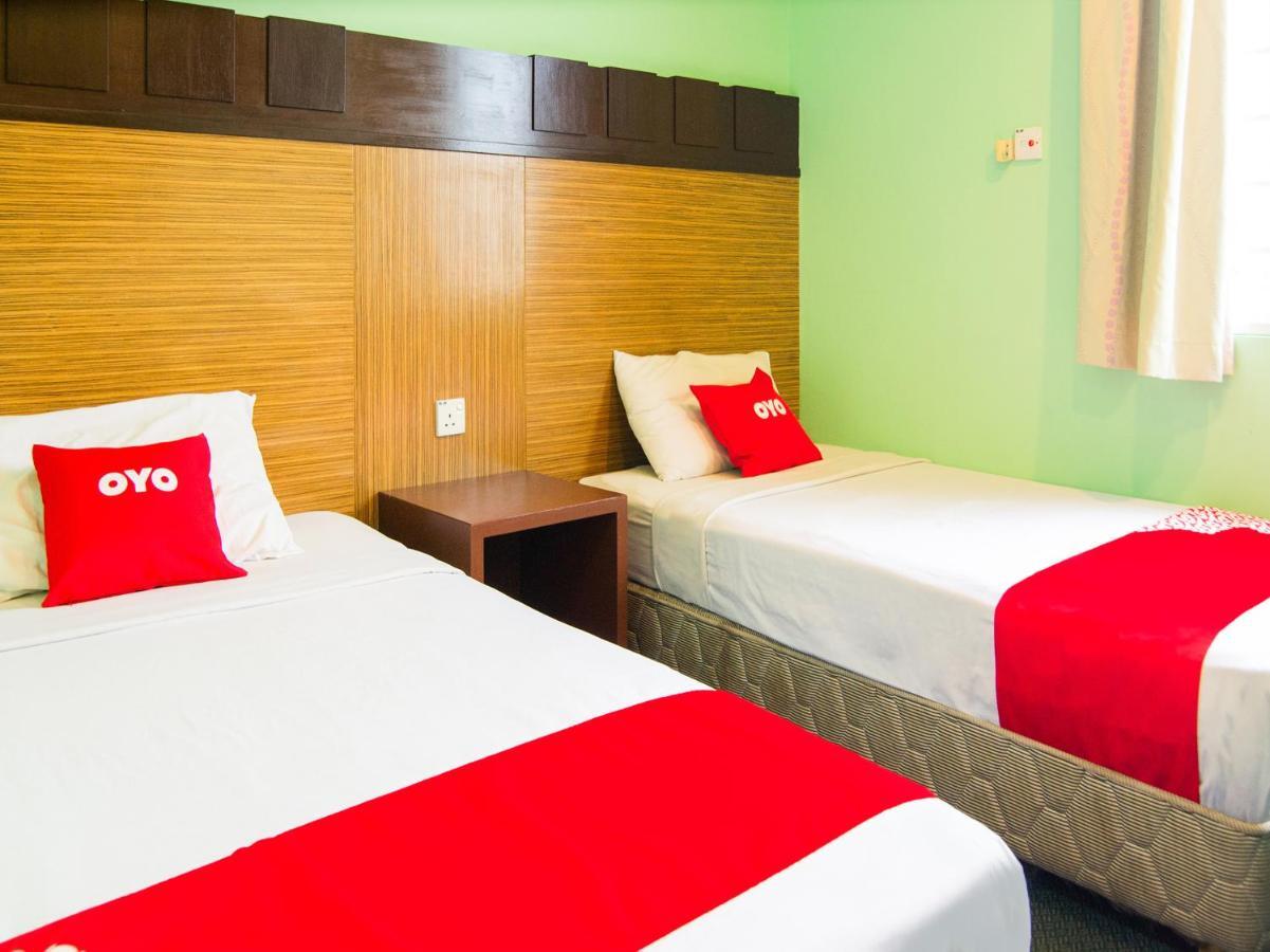 Oyo 89408 Royal Hotel Keningau Esterno foto