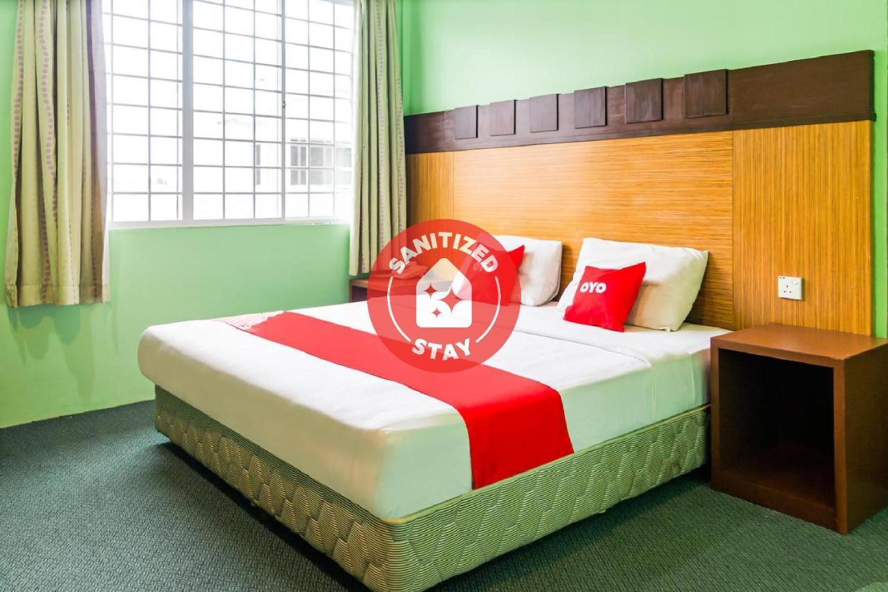 Oyo 89408 Royal Hotel Keningau Esterno foto